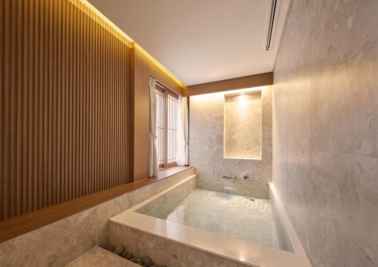 Uh Suite The Myeongdong Szöul Kültér fotó